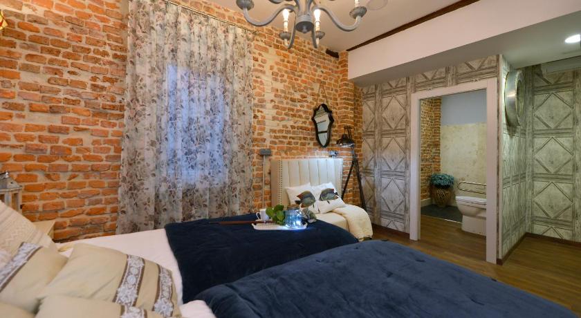CenterSuite Santander photo