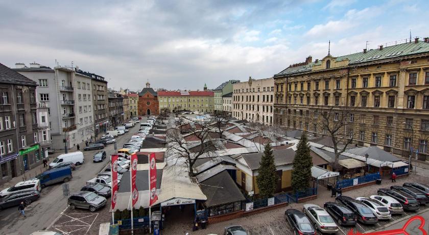 Luxury Apartments Nearto Main Square photo