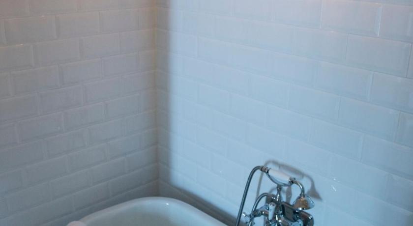 Image of Suite 2