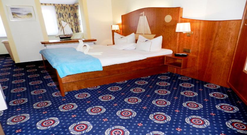 Image of Junior Suite 9