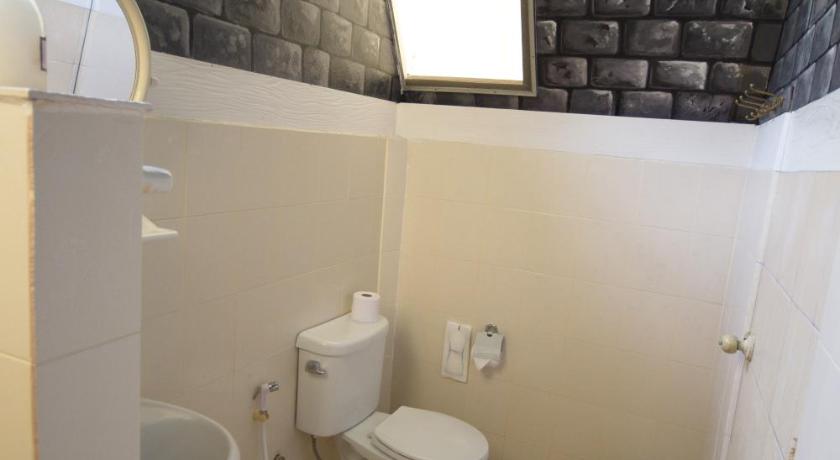 รูปของคอทเทจสวิส (Swiss Cottage) 12