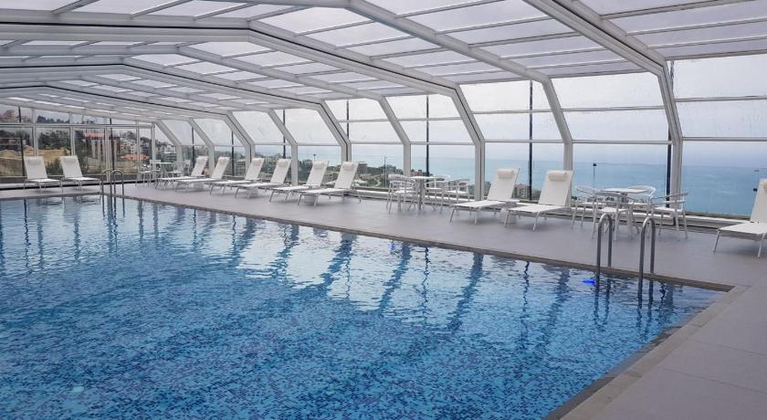 Swimming pool, Maximus Hotel Byblos in Byblos (Jbeil)