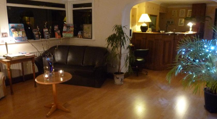 Manian Lodge photo