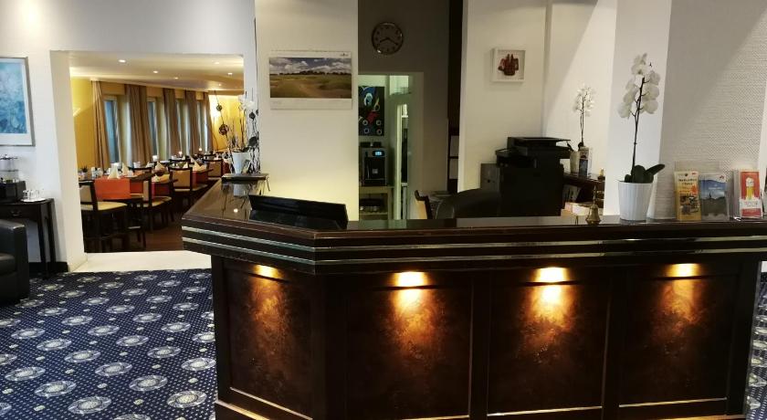 Hotel Allegro photo