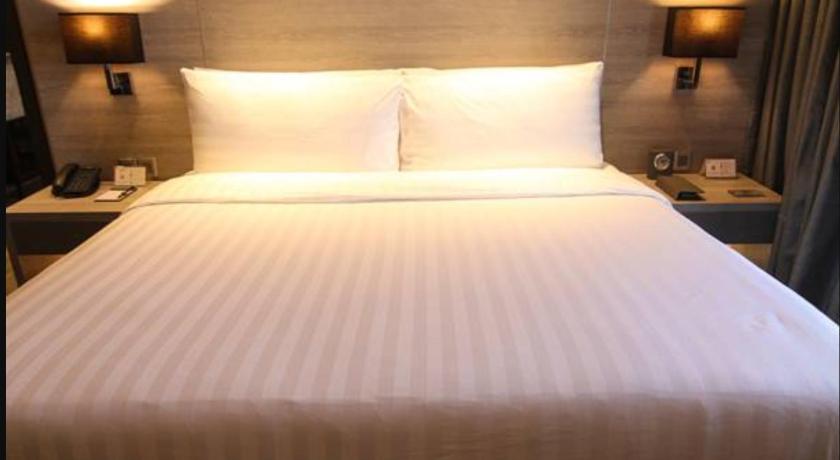 Image of Premier Room 12