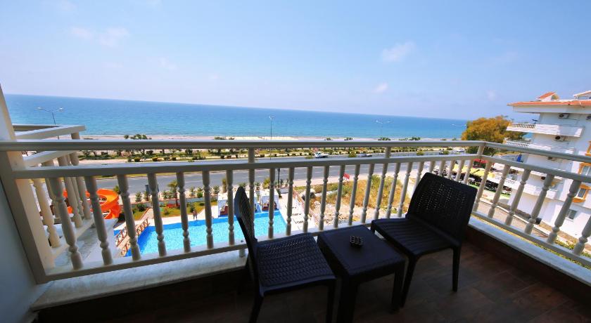 SEY BEACH HOTEL & SPA photo