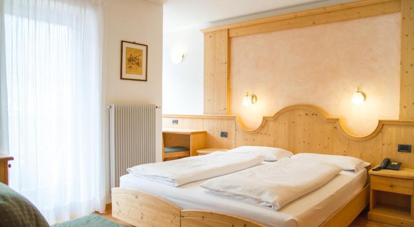 Hotel Genzianella photo