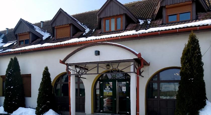 Miercurea Ciuc Prince Hotel 2-Star Hotel restaurant