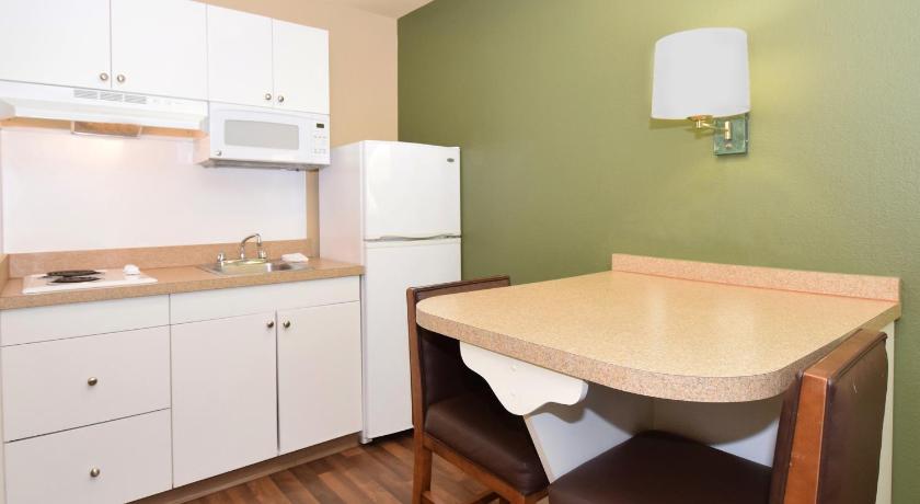 Extended Stay America Suites - San Diego - Sorrento Mesa