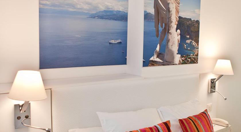 Image of Superior Room with Double Bed Non Smoking 0