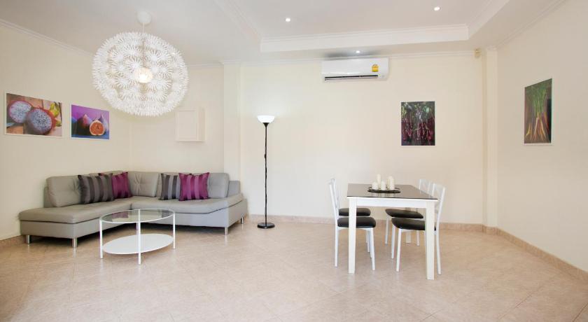 Avoca Pool Villas photo