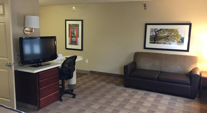 Image of 1 Bedroom Suite- 2 Queen Non-Smoking 6