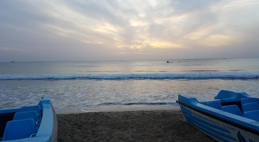 Luna Beach Hotel - image 23