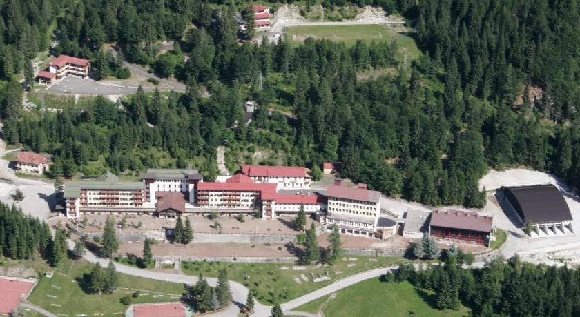 Bella Italia & EFA Village