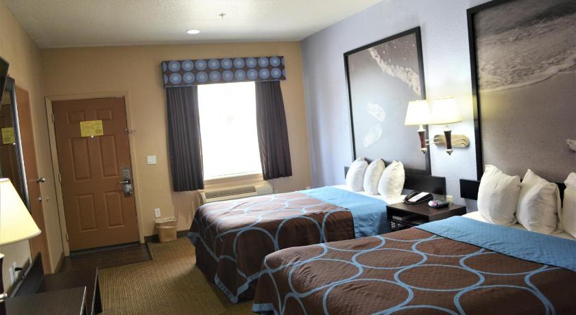 Super 8 By Wyndham Galveston