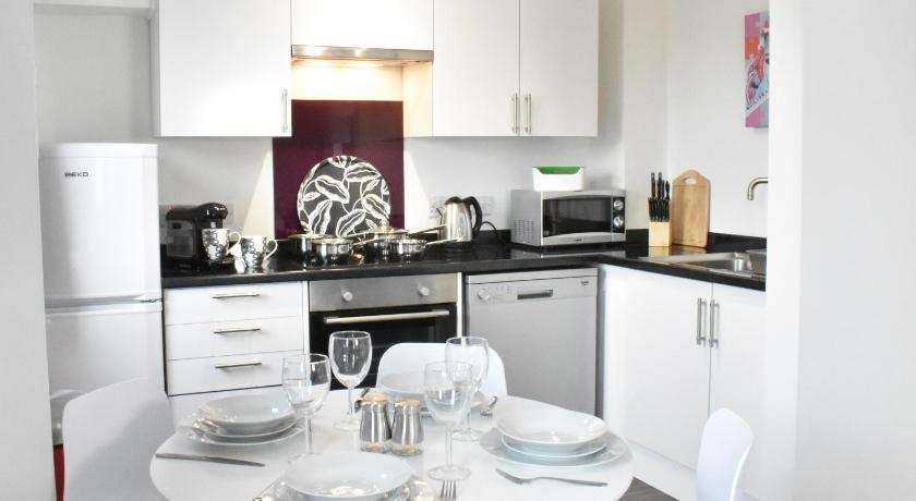 St Georges Apartments, Self Contained Units — Hotel in Cheltenham