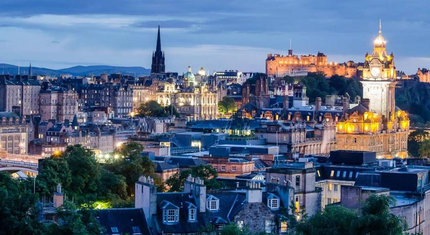 ALTIDO Stylish 1-bed flat in the Heart of New Town photo