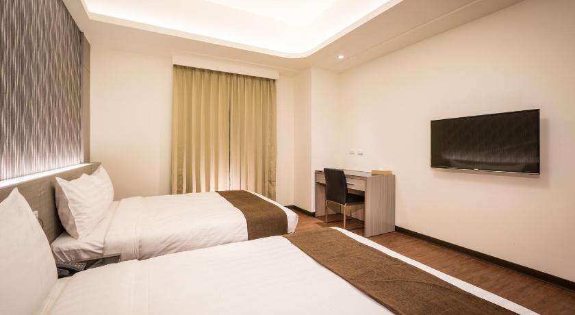 Image of Quadruple Room with Balcony 3