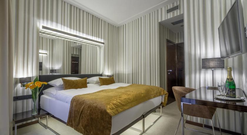 Image of Standard Double Room 1