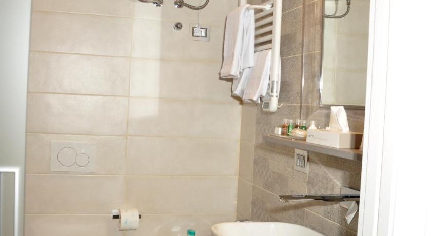 ANDREA LUXURY APARTMENTS Strada Maggiore Studio 1 photo