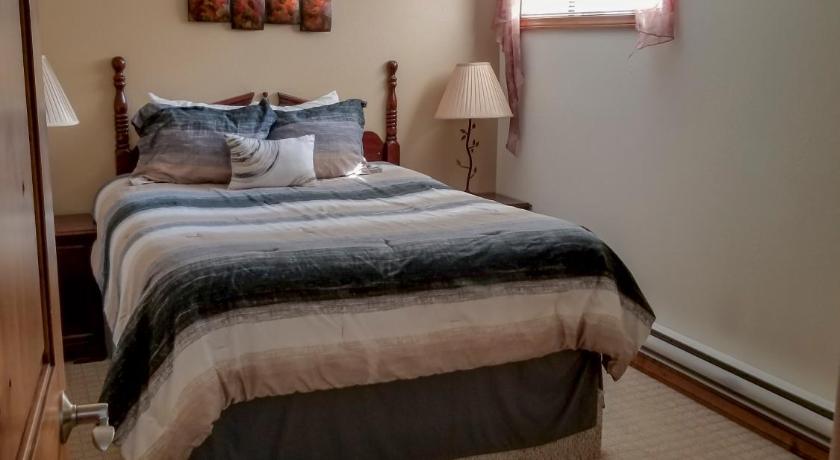 Alpenglow Vacation Rentals photo