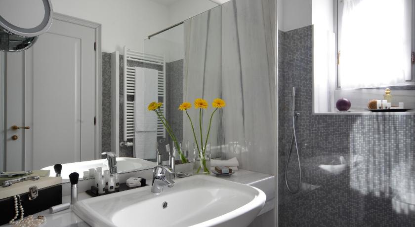 Image of Junior Suite 2