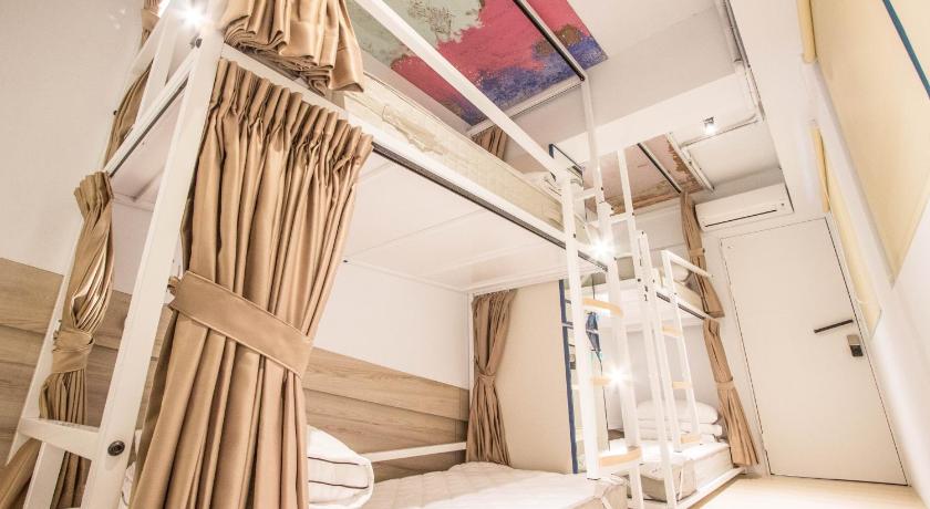 Image of Single Bed in Dormitory Room 10