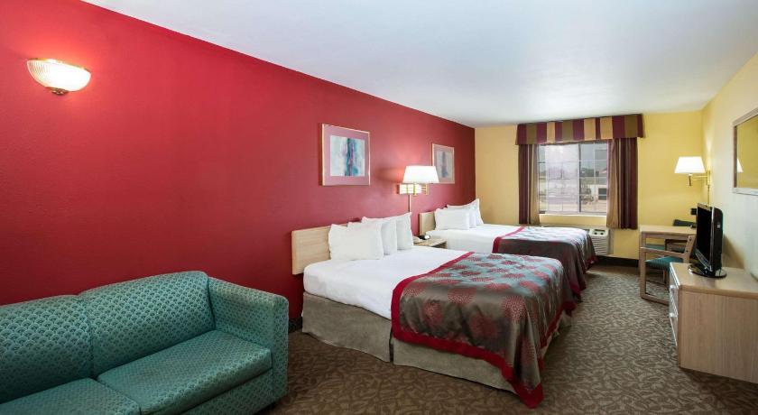 Ramada by Wyndham Sioux Falls