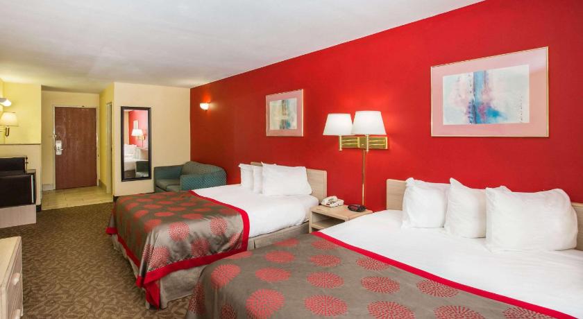 Ramada by Wyndham Sioux Falls