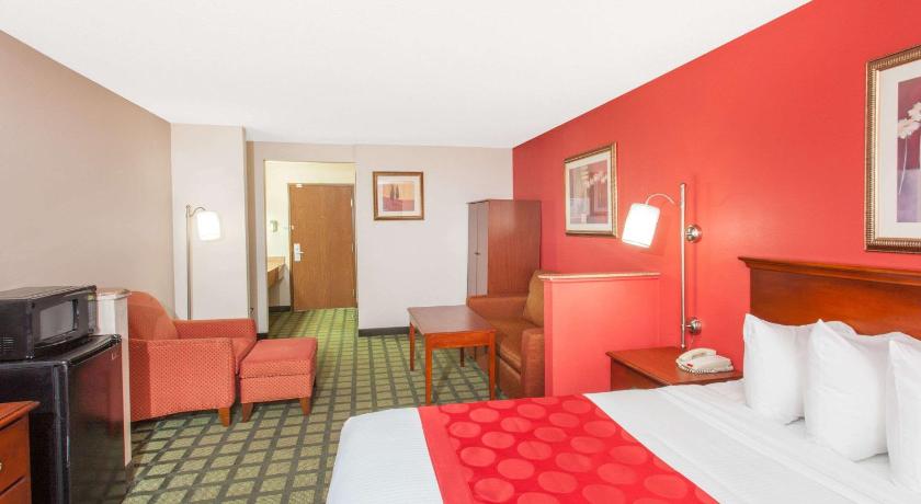 Ramada Limited Decatur