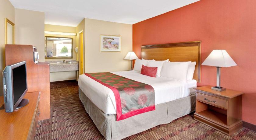 Ramada by Wyndham Baltimore West