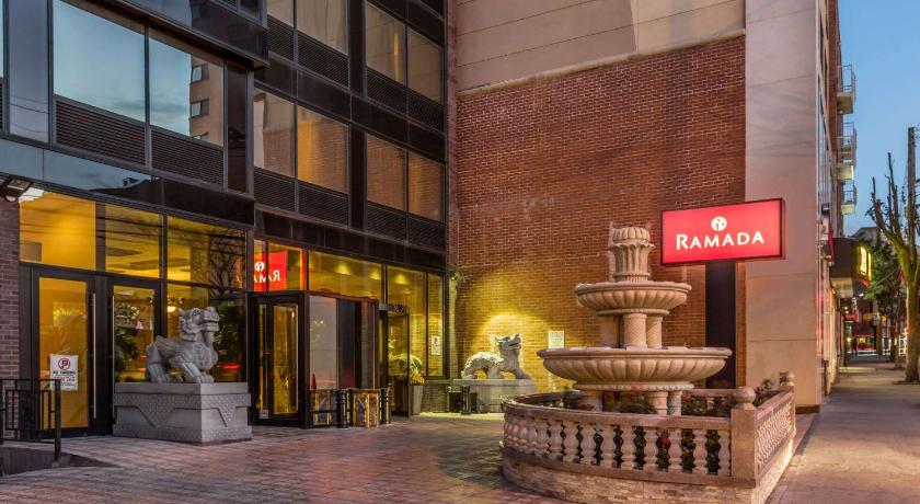 Ramada by Wyndham Flushing Queens