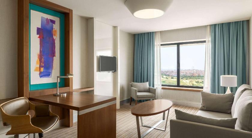 Ramada Plaza by Wyndham Istanbul Tekstilkent