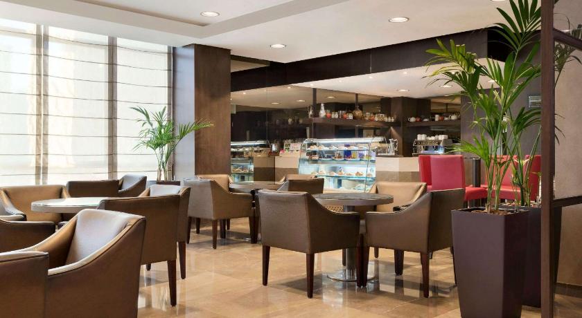 Ramada Downtown Abu Dhabi - image 2