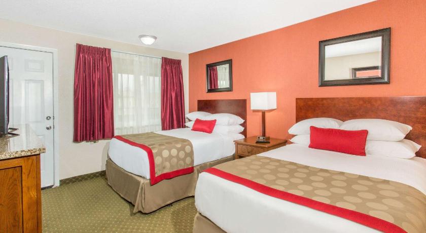 Ramada by Wyndham Elko Hotel at Stockmen's Casino