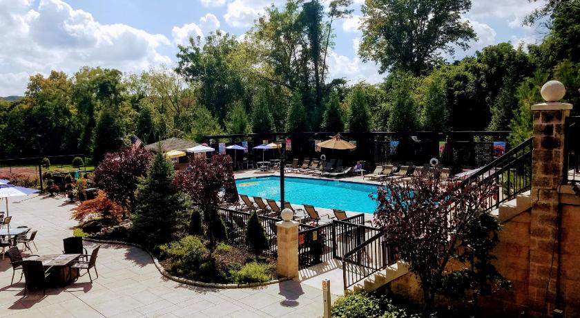 Clarion Inn & Suites New Hope