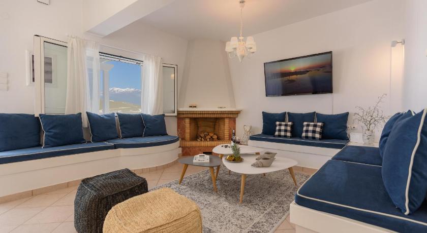 Full View in a Luxury House photo