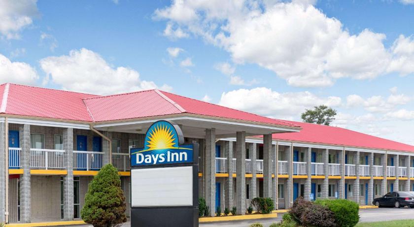 Days Inn by Wyndham Richmond photo