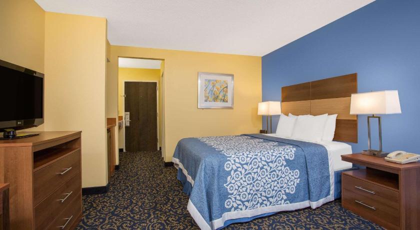 Days Inn by Wyndham Raleigh-Airport-Research Triangle Park