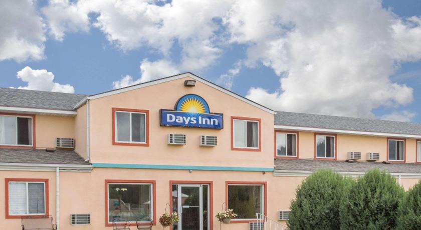 Days Inn by Wyndham Custer