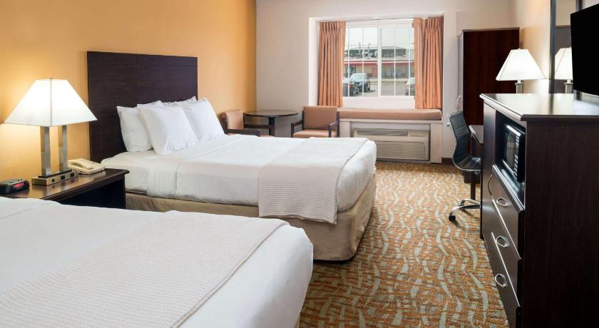 Days Inn & Suites by Wyndham Spokane Airport Airway Heights