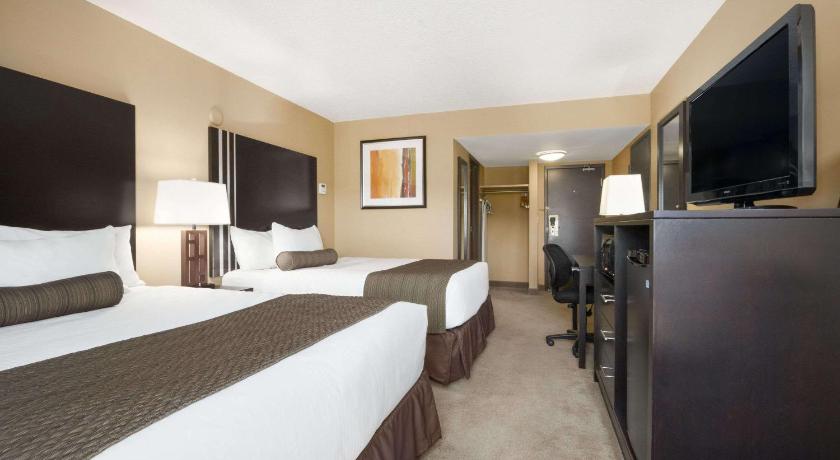 Days Inn by Wyndham Calgary Northwest