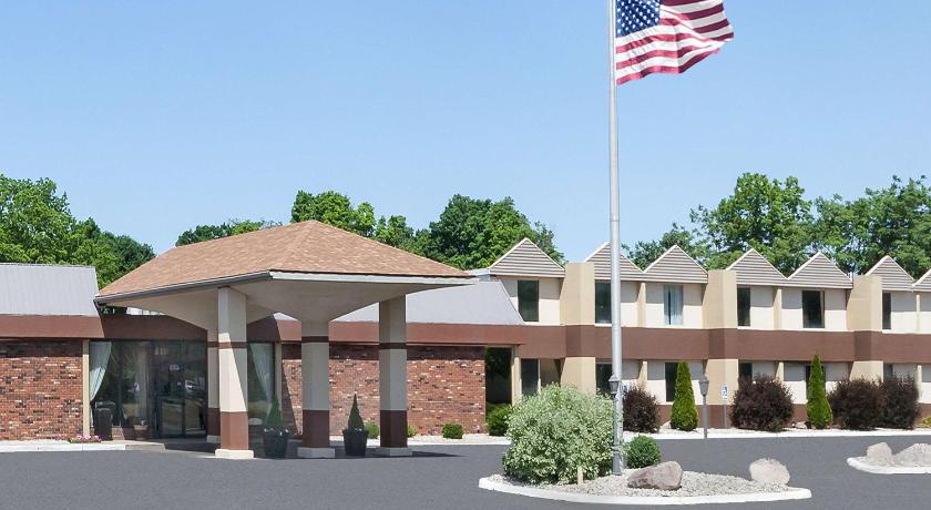 Days Inn by Wyndham Albion photo