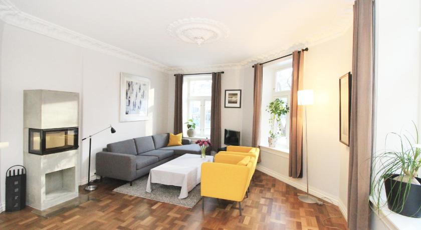 Nordic Host - Deichmans Gate 10 photo