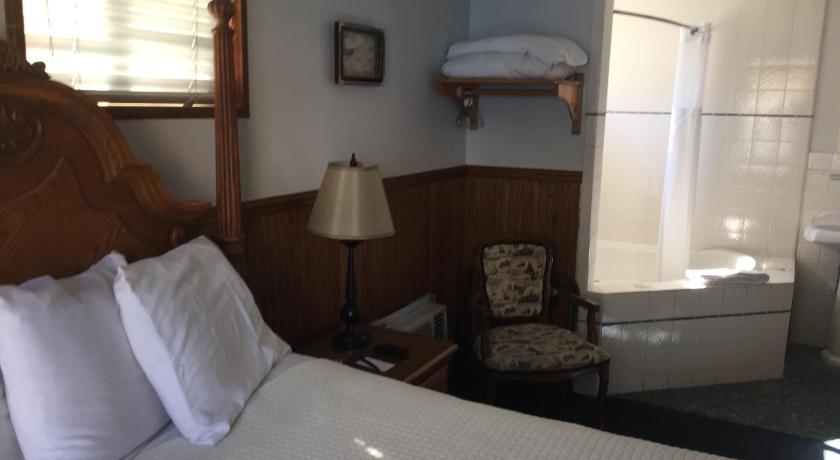 Catalina Island Seacrest Inn photo