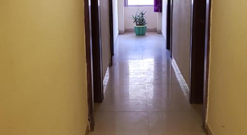 Rooms near Bus Stand photo