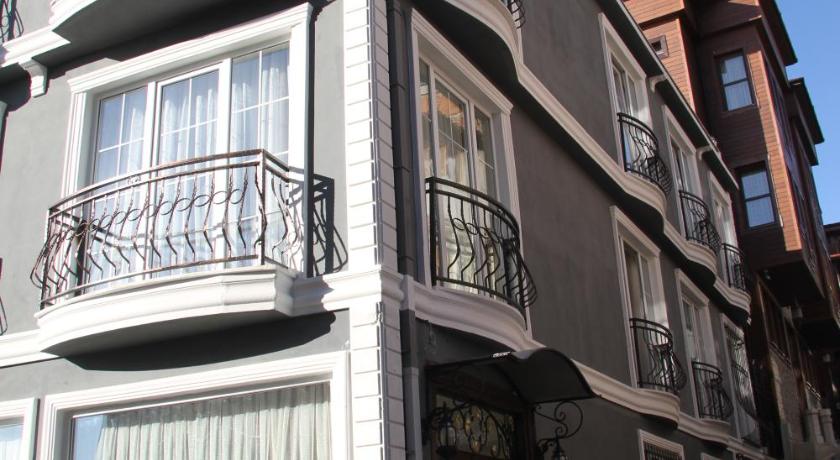 Basileus Hotel - image 3