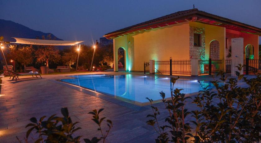Villa Luxury House &amp; Spa — Hotel in Riva Del Garda