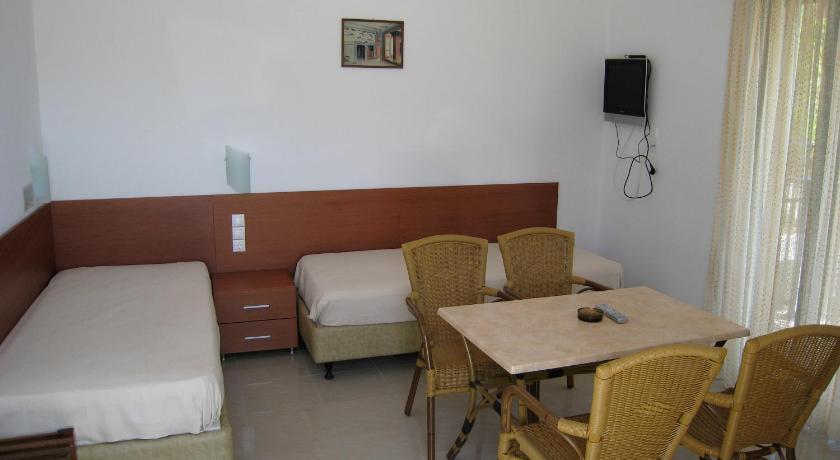 Image of Superior Apartment (3 Adults) 12