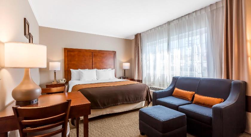 Immagine di Camera con 1 Letto Matrimoniale King Size e 1 Letto Matrimoniale Queen Size - Non Fumatori (1 King Bed, 1 Queen Bed, No Smoking) 0